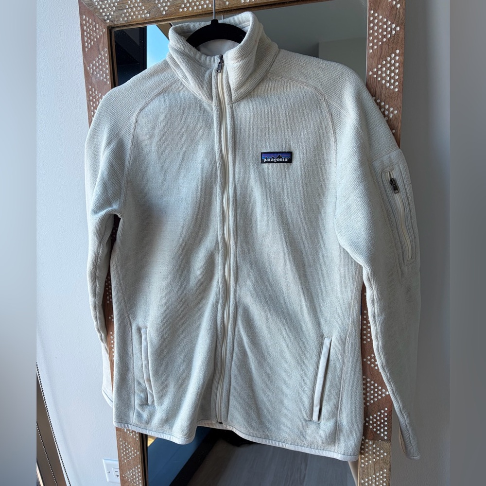 Patagonia Off-White Fleece Jacket
